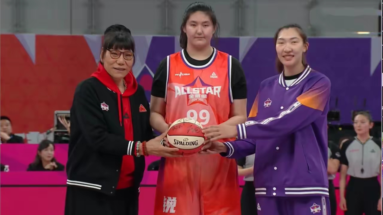 4届助攻王+2届抢断王!中国女篮26岁控卫蜕变:张子宇绝配的简单介绍